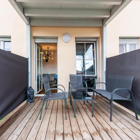Apartment With Terrace In An Ideal Location Haunsheim Bagian luar foto