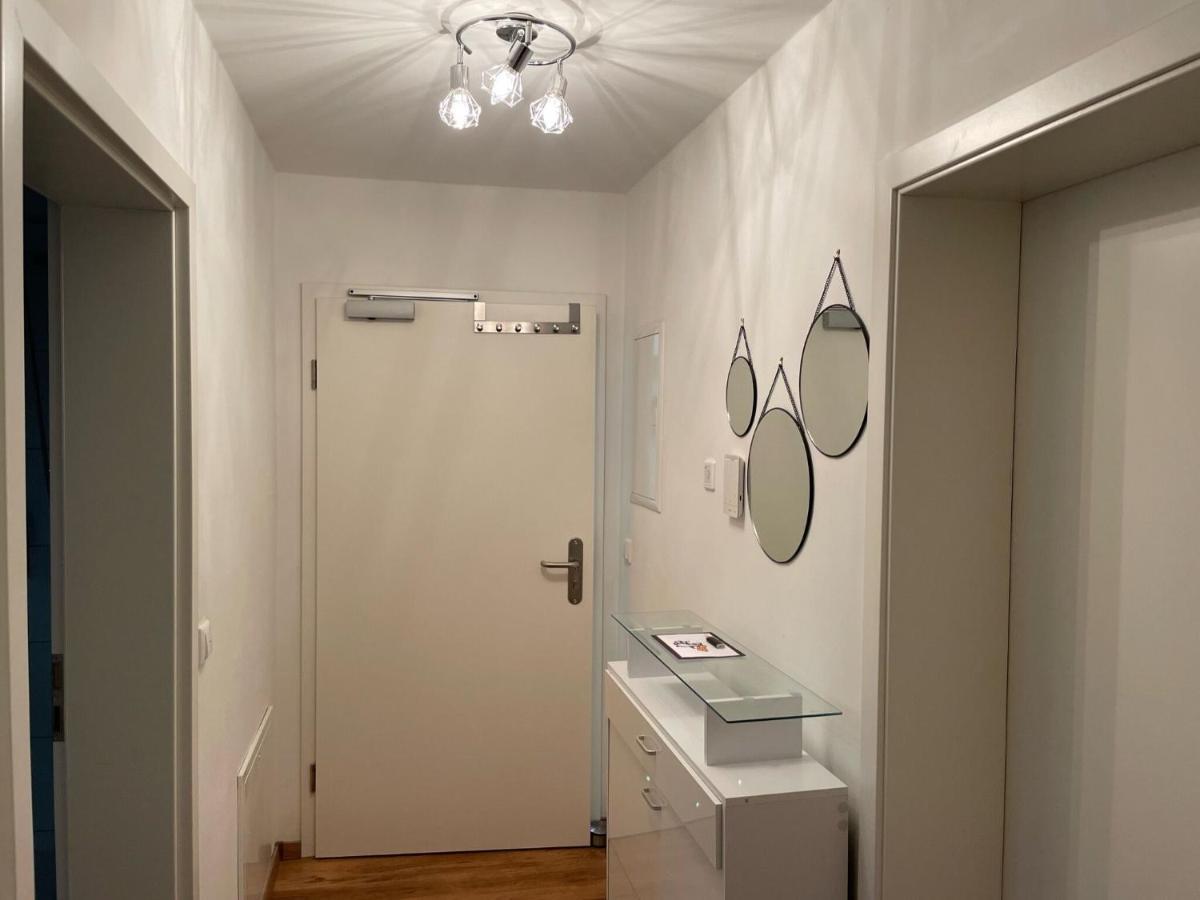 Apartment With Terrace In An Ideal Location Haunsheim Bagian luar foto
